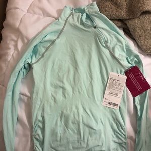 Athleta Finish Fast ASYM Half Zip 2.0
